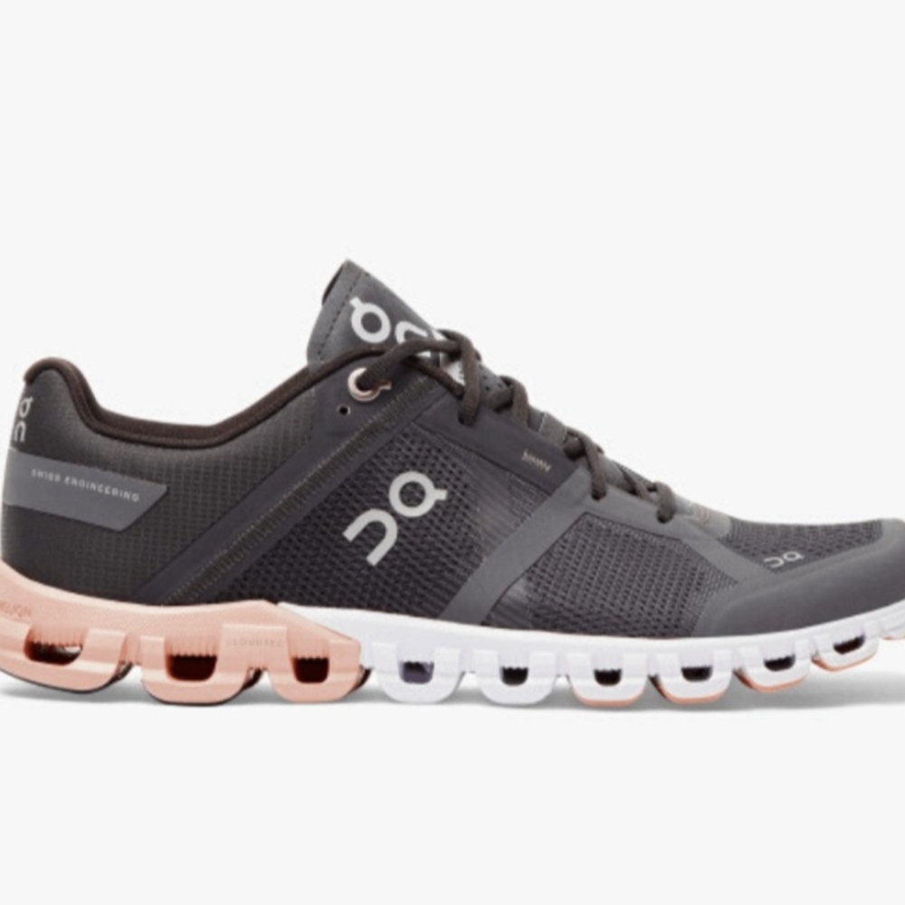 On Running Women's Cloudflow Running Shoes - Gray and Pink